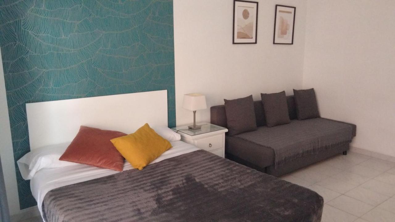 Triana Fenix Apartment Seville Exterior photo